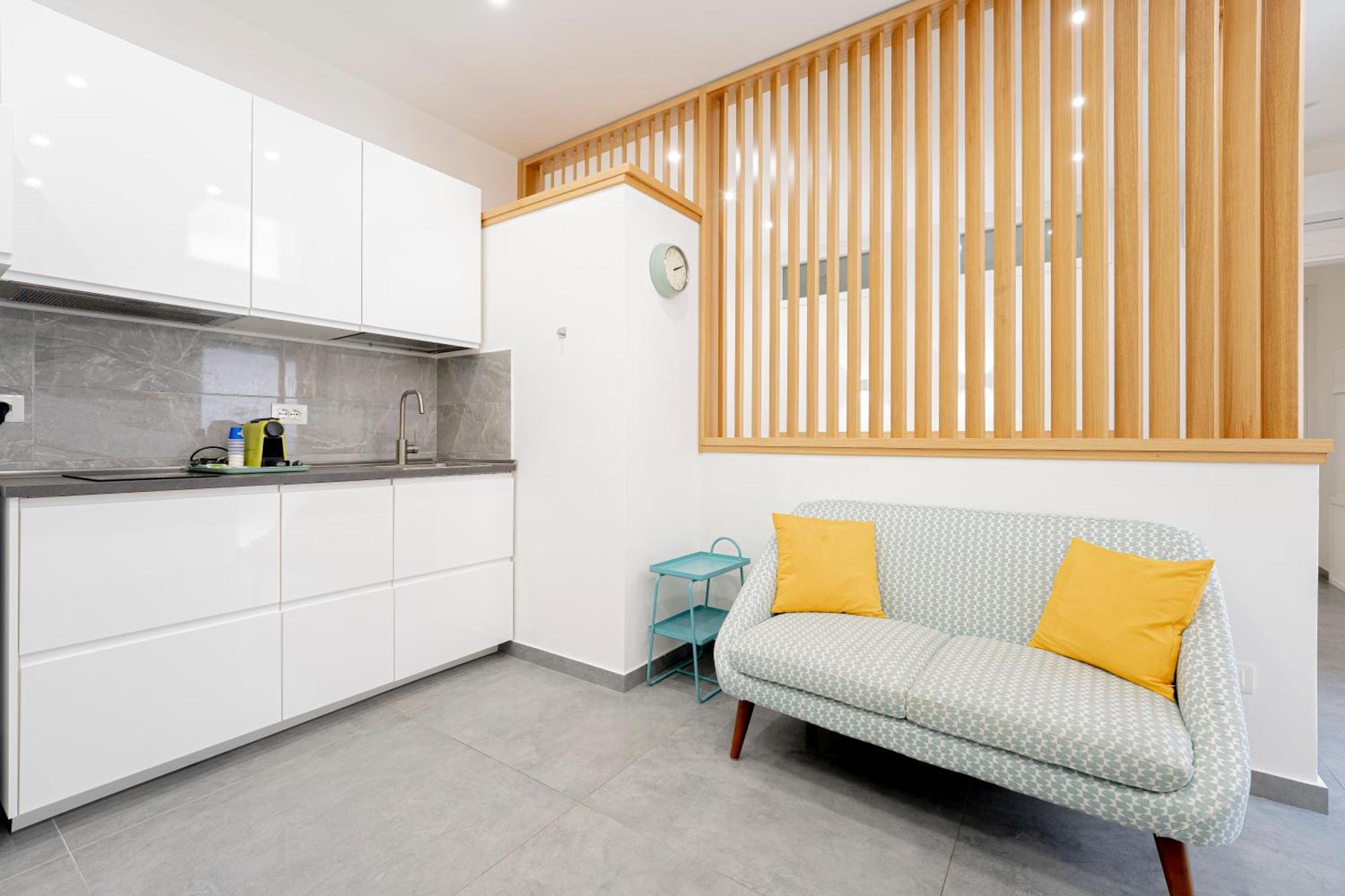 Eos - Elegants & Apartment *